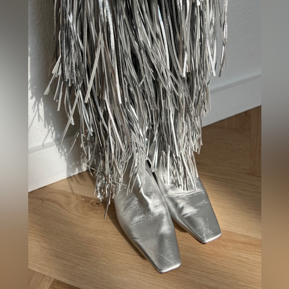 ROGER VIVIER over knee boots. - Picture 9 of 11